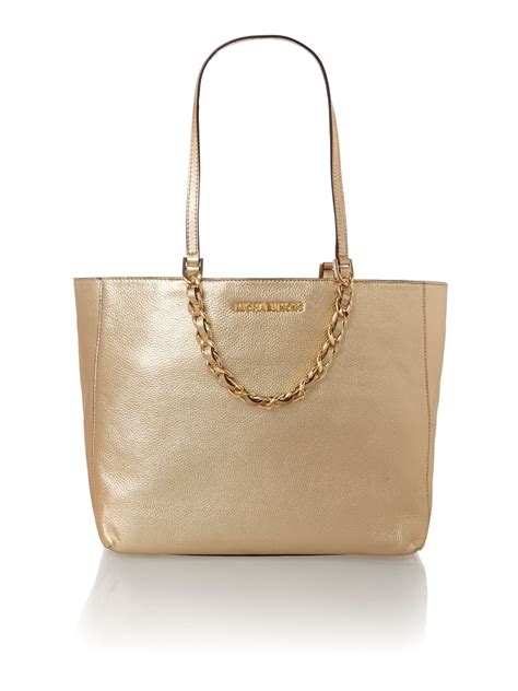 are michael kors good handbags